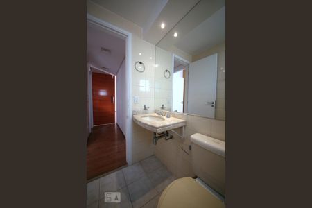 Apartamento para alugar com 92m², 2 quartos e 2 vagasBanheiro