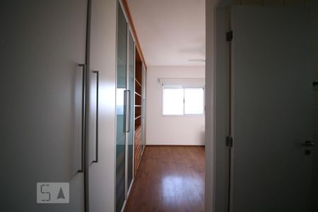 Apartamento para alugar com 92m², 2 quartos e 2 vagasSuíte