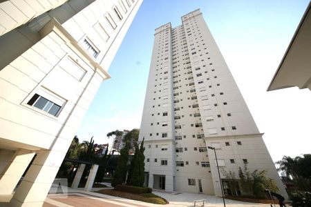 Apartamento para alugar com 92m², 2 quartos e 2 vagasFachada Lateral 