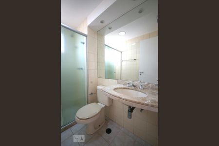 Apartamento para alugar com 92m², 2 quartos e 2 vagasSuíte - Banheiro