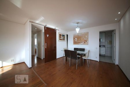 Apartamento para alugar com 92m², 2 quartos e 2 vagasSala 