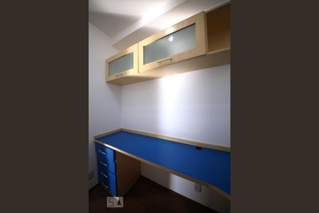 Apartamento para alugar com 92m², 2 quartos e 2 vagasEscritório