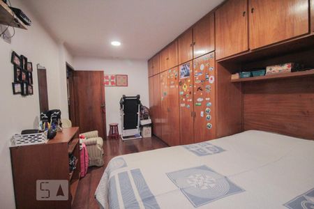 Casa à venda com 510m², 4 quartos e 7 vagasquarto 3