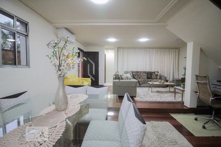 sala de casa à venda com 4 quartos, 510m² em Vila Dom Pedro II, São Paulo