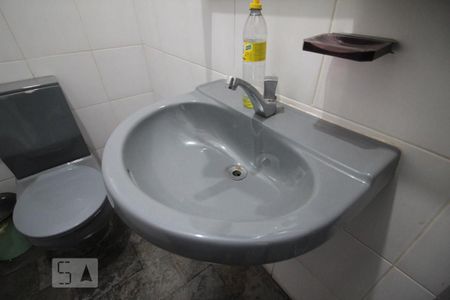 Casa à venda com 510m², 4 quartos e 7 vagasbanheiro salao de festas