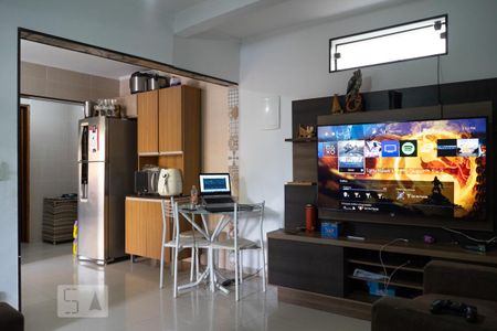 Casa para alugar com 392m², 6 quartos e 5 vagas Casa para alugar com 392m², 6 quartos e 5 vagasSala casa dos fundos