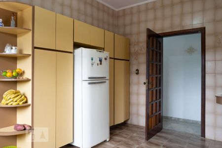 Casa para alugar com 392m², 6 quartos e 5 vagas Casa para alugar com 392m², 6 quartos e 5 vagasCozinha