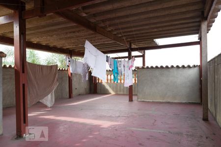 Casa para alugar com 392m², 6 quartos e 5 vagas Casa para alugar com 392m², 6 quartos e 5 vagasTerraço