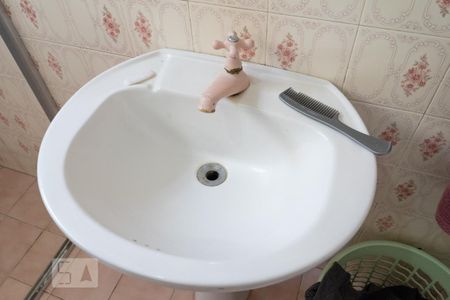 Casa para alugar com 392m², 6 quartos e 5 vagas Casa para alugar com 392m², 6 quartos e 5 vagasBanheiro da suíte