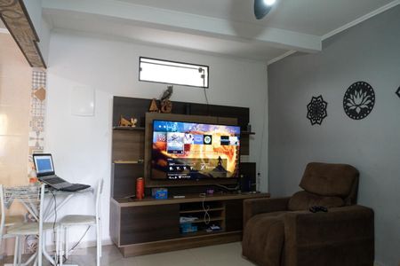 Casa para alugar com 392m², 6 quartos e 5 vagas Casa para alugar com 392m², 6 quartos e 5 vagasSala casa dos fundos