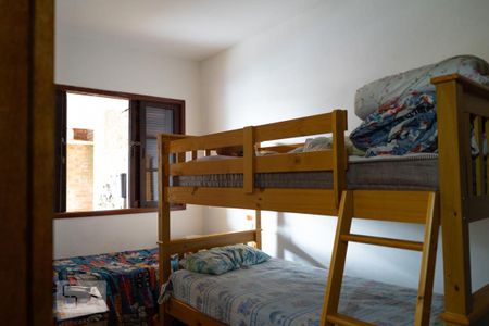 Casa para alugar com 392m², 6 quartos e 5 vagas Casa para alugar com 392m², 6 quartos e 5 vagasQuarto 2 casa dos fundos