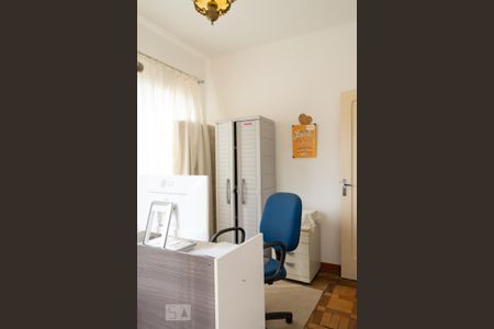 Casa para alugar com 392m², 6 quartos e 5 vagas Casa para alugar com 392m², 6 quartos e 5 vagasQuarto 2