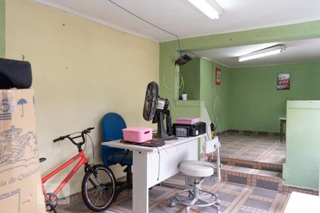 Casa para alugar com 392m², 6 quartos e 5 vagas Casa para alugar com 392m², 6 quartos e 5 vagasSala porão