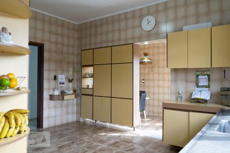 Casa para alugar com 392m², 6 quartos e 5 vagas Casa para alugar com 392m², 6 quartos e 5 vagasCozinha