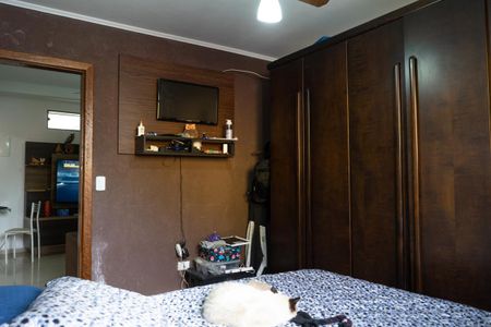 Casa para alugar com 392m², 6 quartos e 5 vagas Casa para alugar com 392m², 6 quartos e 5 vagasQuarto 1 casa dos fundos