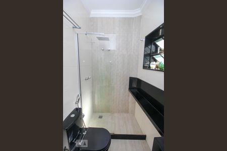 Casa para alugar com 200m², 3 quartos e 1 vaga Casa para alugar com 200m², 3 quartos e 1 vagaBanheiro Social