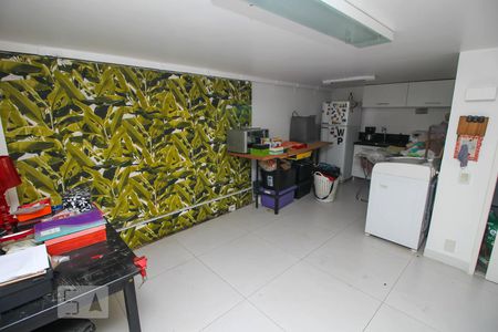 Casa para alugar com 200m², 3 quartos e 1 vaga Casa para alugar com 200m², 3 quartos e 1 vagaGaragem - Multifuncional