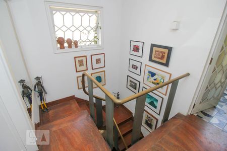 Casa para alugar com 200m², 3 quartos e 1 vaga Casa para alugar com 200m², 3 quartos e 1 vagaCorredor