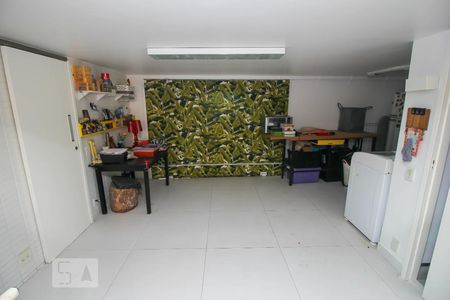 Casa para alugar com 200m², 3 quartos e 1 vaga Casa para alugar com 200m², 3 quartos e 1 vagaGaragem - Multifuncional