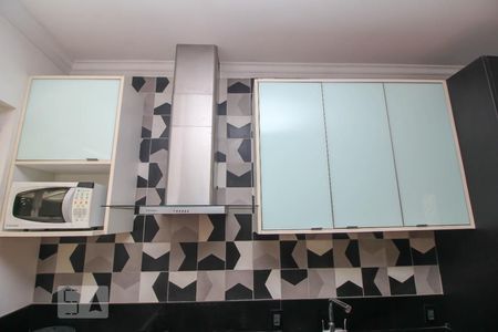 Casa para alugar com 200m², 3 quartos e 1 vaga Casa para alugar com 200m², 3 quartos e 1 vagaCozinha - Armários