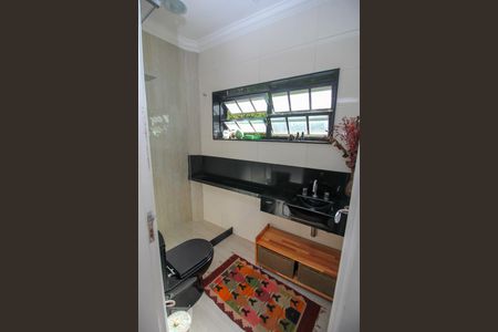 Casa para alugar com 200m², 3 quartos e 1 vaga Casa para alugar com 200m², 3 quartos e 1 vagaBanheiro Social