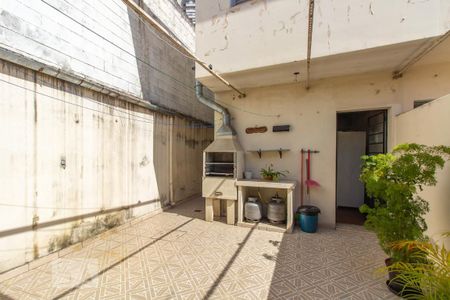 Casa à venda com 209m², 3 quartos e 2 vagasQuintal Churrasqueira