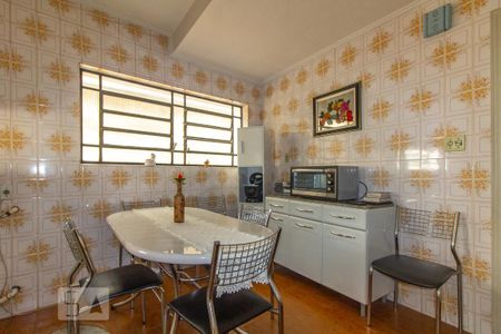 Casa à venda com 209m², 3 quartos e 2 vagasCozinha