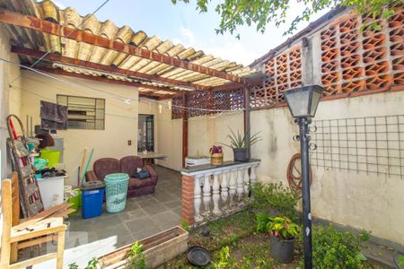 Casa à venda com 209m², 3 quartos e 2 vagasEdícula/Quintal