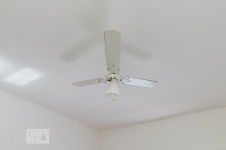 Apartamento para alugar com 80m², 3 quartos e sem vagaQuarto 3 - Ventilador