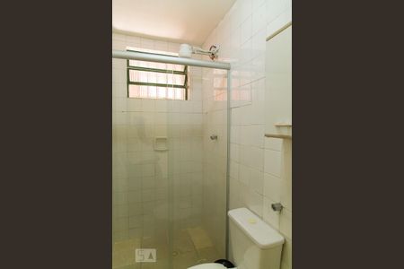 Casa à venda com 300m², 4 quartos e 2 vagasBanheiro do quarto 4