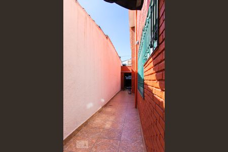 Casa à venda com 300m², 4 quartos e 2 vagasCorredor Externo