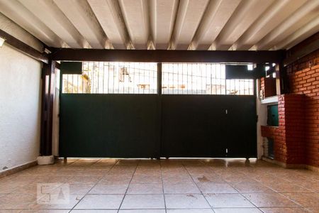 Casa à venda com 300m², 4 quartos e 2 vagasGaragem