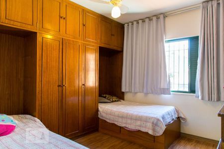 Casa à venda com 300m², 4 quartos e 2 vagasBanheiro do Quarto 1