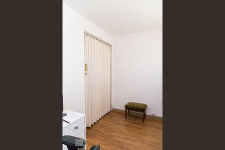 Casa à venda com 300m², 4 quartos e 2 vagasSuíte