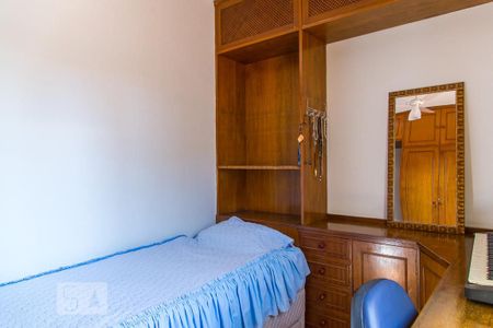 Casa à venda com 300m², 4 quartos e 2 vagasQuarto 2