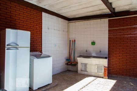 Casa à venda com 300m², 4 quartos e 2 vagasÁrea de serviço