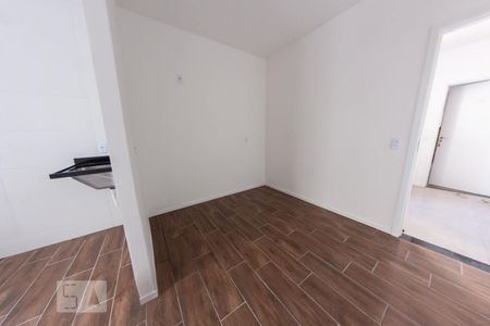 Sala/Cozinha de apartamento para alugar com 1 quarto, 38m² em Vila Paiva, São Paulo