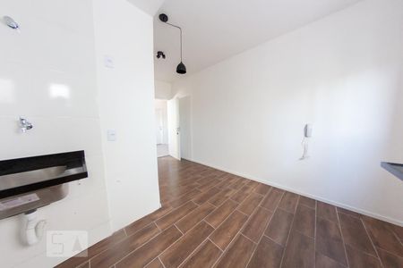Sala/Cozinha de apartamento para alugar com 1 quarto, 38m² em Vila Paiva, São Paulo