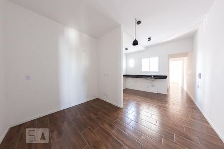 Sala/Cozinha de apartamento para alugar com 1 quarto, 38m² em Vila Paiva, São Paulo