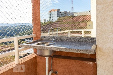 Sala de apartamento para alugar com 2 quartos, 60m² em Jardim Maria Helena, Barueri
