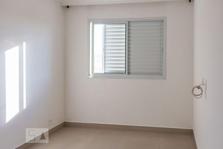 Suíte de apartamento para alugar com 2 quartos, 60m² em Jardim Maria Helena, Barueri