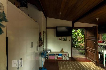 Casa de condomínio à venda com 250m², 4 quartos e 3 vagas Casa de condomínio à venda com 250m², 4 quartos e 3 vagasSuite 1