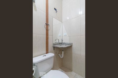 Banheiro da Suíte de apartamento para alugar com 2 quartos, 53m² em Vila Progresso, Santo André