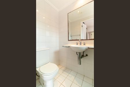 Apartamento para alugar com 62m², 2 quartos e 2 vagas Apartamento para alugar com 62m², 2 quartos e 2 vagasBanheiro da suíte