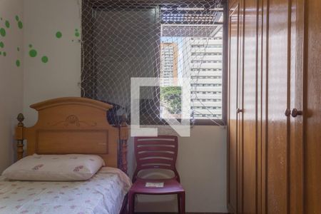 Apartamento à venda com 115m², 4 quartos e 2 vagasQuarto 2