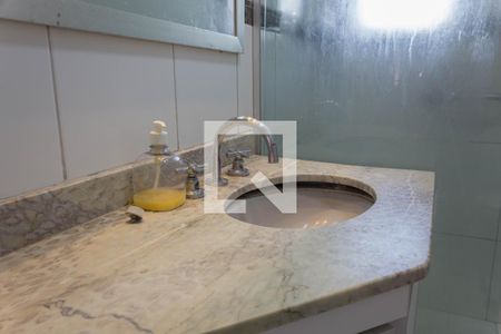 Apartamento à venda com 115m², 4 quartos e 2 vagasBanheiro