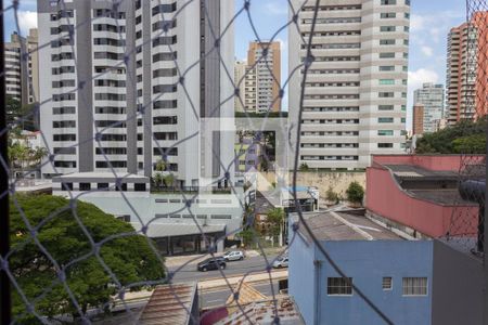 Apartamento à venda com 115m², 4 quartos e 2 vagasQuarto 2