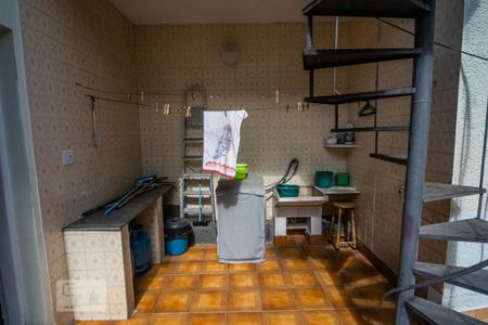 Casa à venda com 340m², 4 quartos e 4 vagas Casa à venda com 340m², 4 quartos e 4 vagasÁrea de Serviço