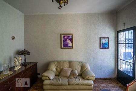 Casa à venda com 340m², 4 quartos e 4 vagas Casa à venda com 340m², 4 quartos e 4 vagasSala