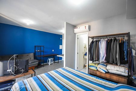 Sala de kitnet/studio para alugar com 1 quarto, 35m² em Real Parque, São Paulo